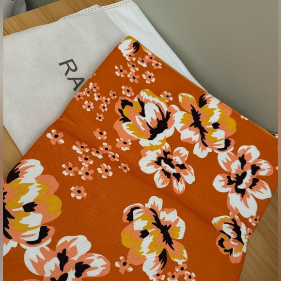NEW. Rachel Pally Reversible clutch orange/orange floral print - Picture 6 of 9